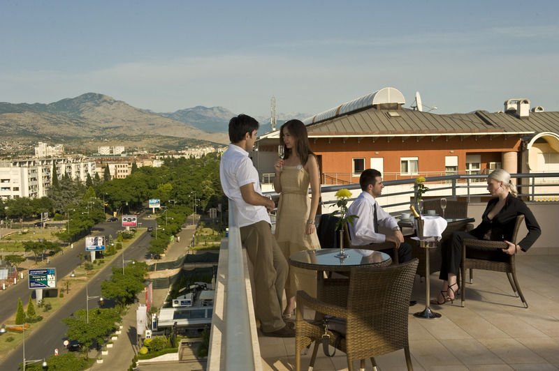 Aparthotel Premier Подгорица Ресторан фото